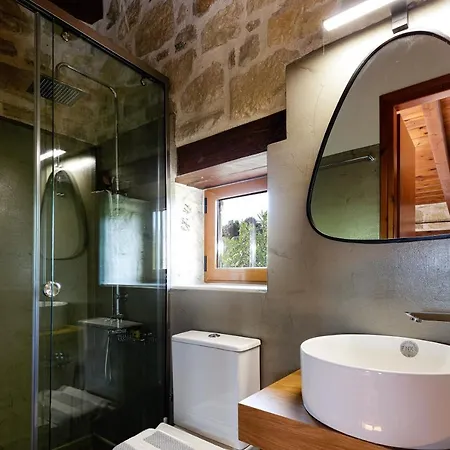 Вилла - Private Pools & Seaview - 500m From Ставроменос